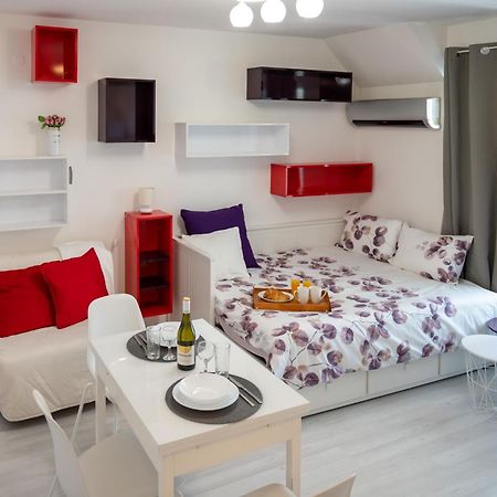 דירות סופיה Colorful Studio With Balcony - Free Parking מראה חיצוני תמונה