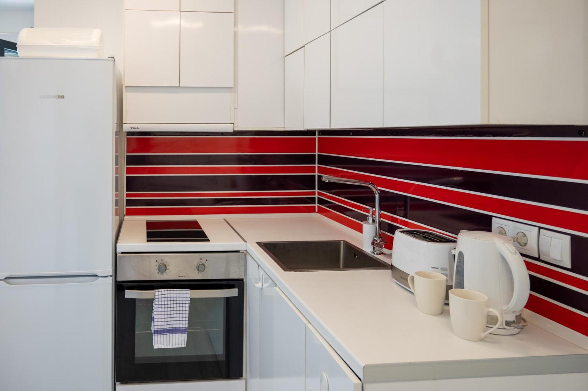 דירות סופיה Colorful Studio With Balcony - Free Parking מראה חיצוני תמונה